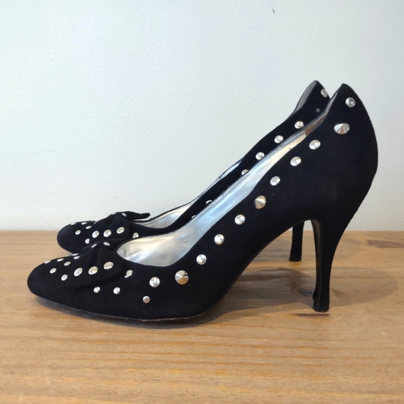 Dolce & Gabbana black studded bow heels 41 $450 - Picture 3 of 12